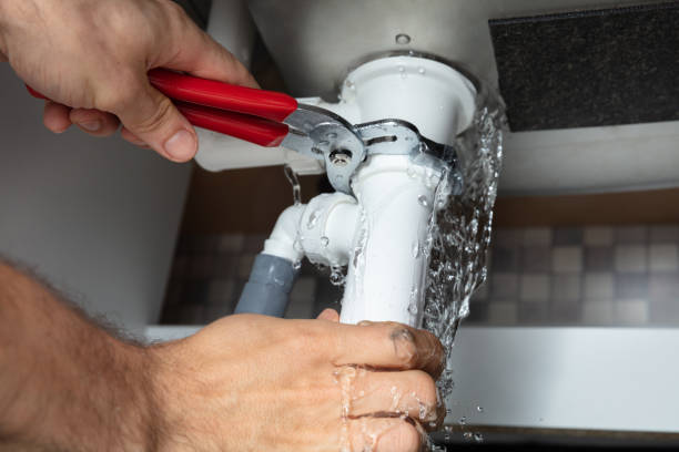 Best 24/7 water damage repair  in Simpson, PA